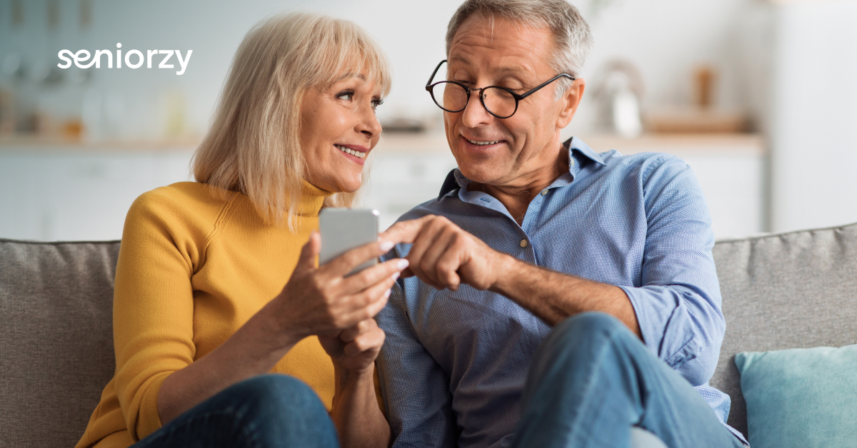 Senior w domu z technologią. Jak korzystać z nowoczesnych udogodnień?