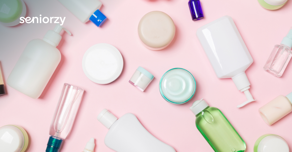 Plastik w kosmetykach. Czy naprawdę smarujemy twarz mikroplastikiem?