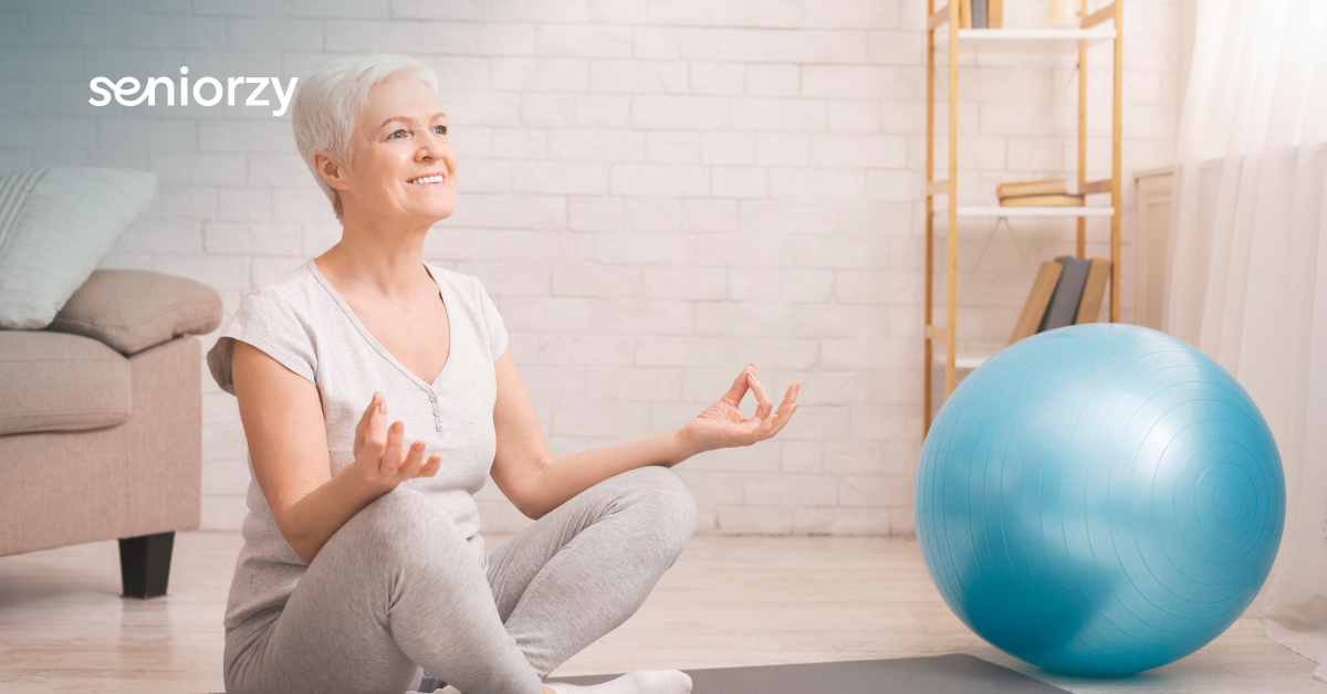 Oddychanie, które uspokaja: jak joga pomoże seniorom w codziennym stresie?